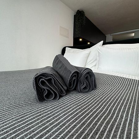 Appartement Au Rez-De-Chaussee En Vieille Ville De Porrentruy Eksteriør billede